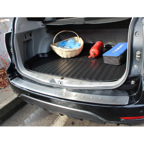 Subaru Forester Krom Arka Tampon Eşiği 2014 ve Sonrası